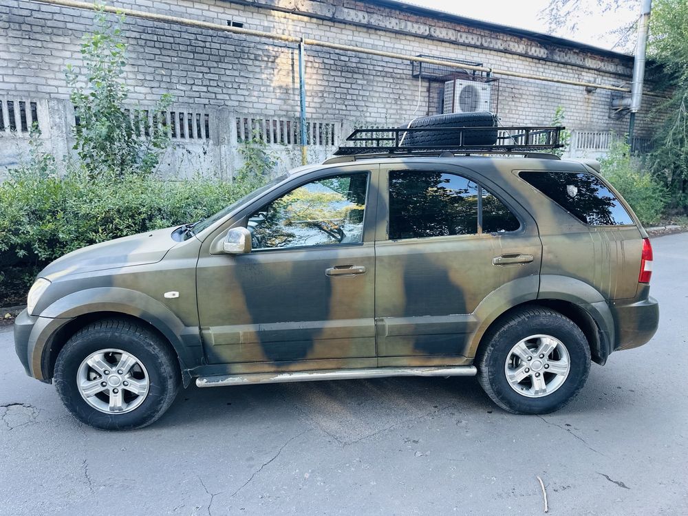 Продам KIA Sorento 2.5 TDI Avtomat 4x4 на отличном ходу сел поехал !