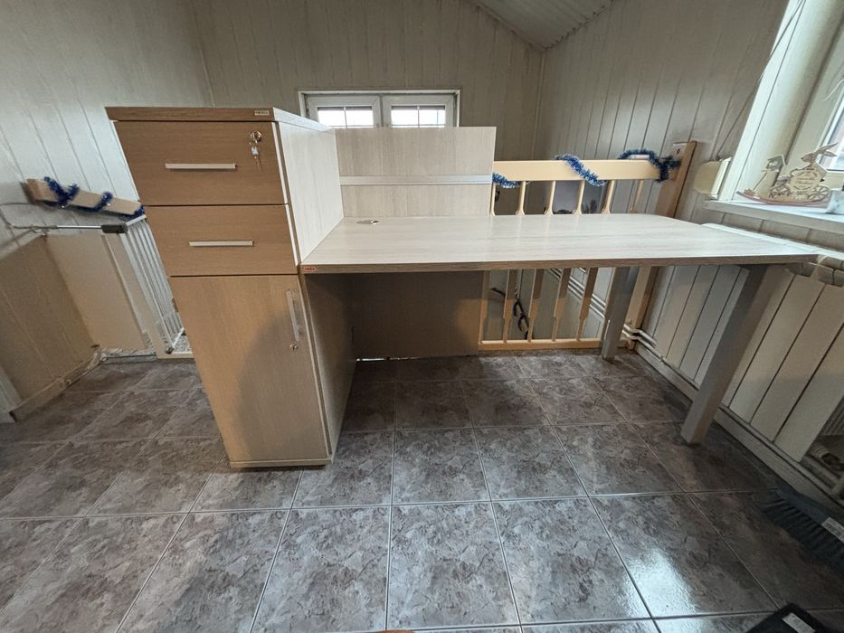 Biurko gamingowo-biurowe duże 180’cm z wnęką na pc