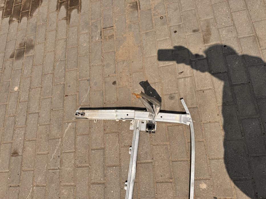 Mini Cooper Countryman F55 F56 belka wzmocnienie chlodnicy dolna