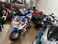 Honda CBR  900 RR Sc28