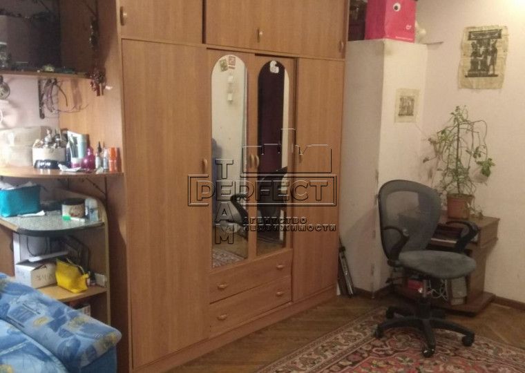 Продаж 1к квартири Березняківська 22б / Березняковская 22б