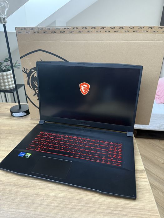 Laptop gamingowy MSI Katana 17,3” GF76 i7 16GB RAM GeForce RTX3050Ti