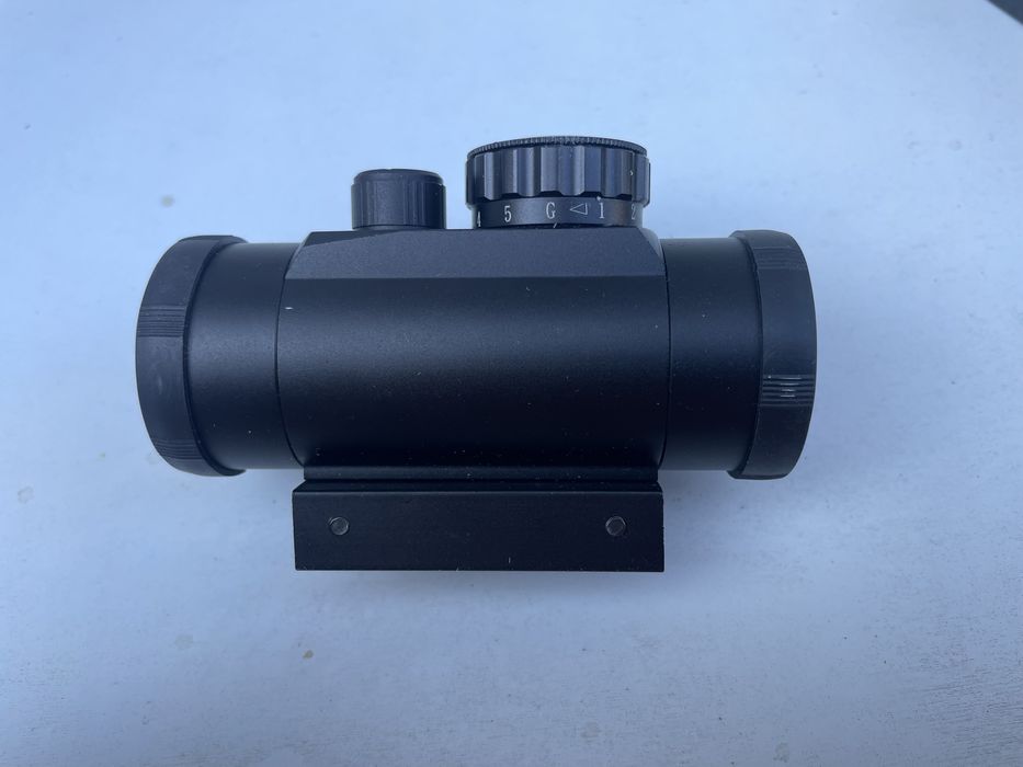 Коліматорний приціл, 1х40