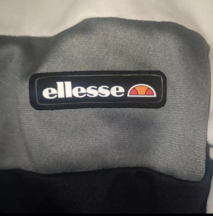 Кофта/худи ellesse