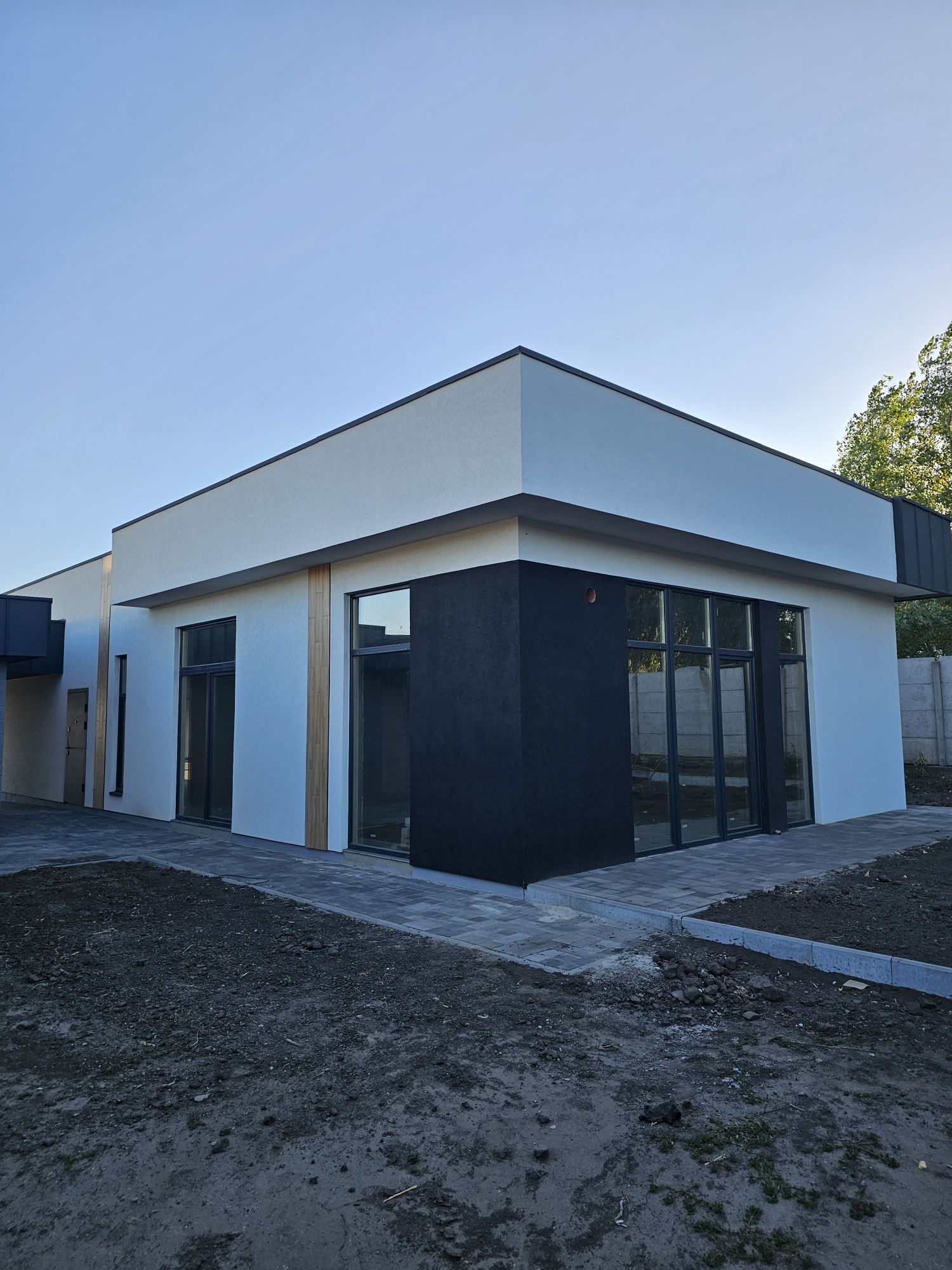 Розкішний будинок, 140м2 6 соток землі
