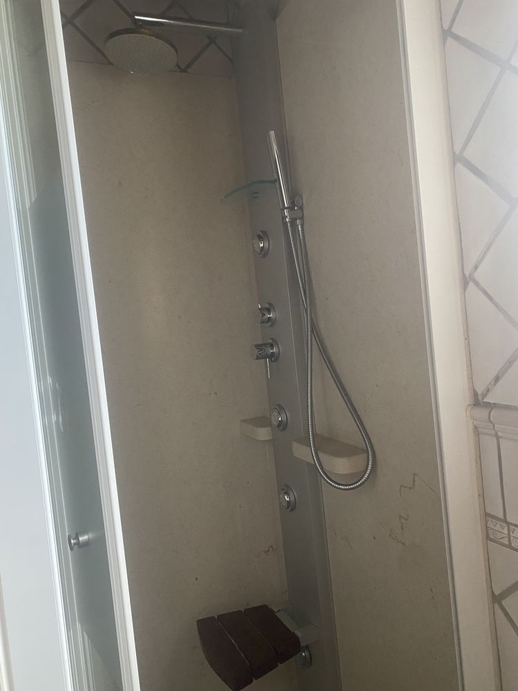 Chuveiro com jatos