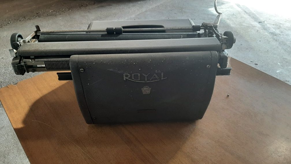 Maquina de escrever Royal