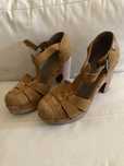 Sandalias fechadas cubanas 39
