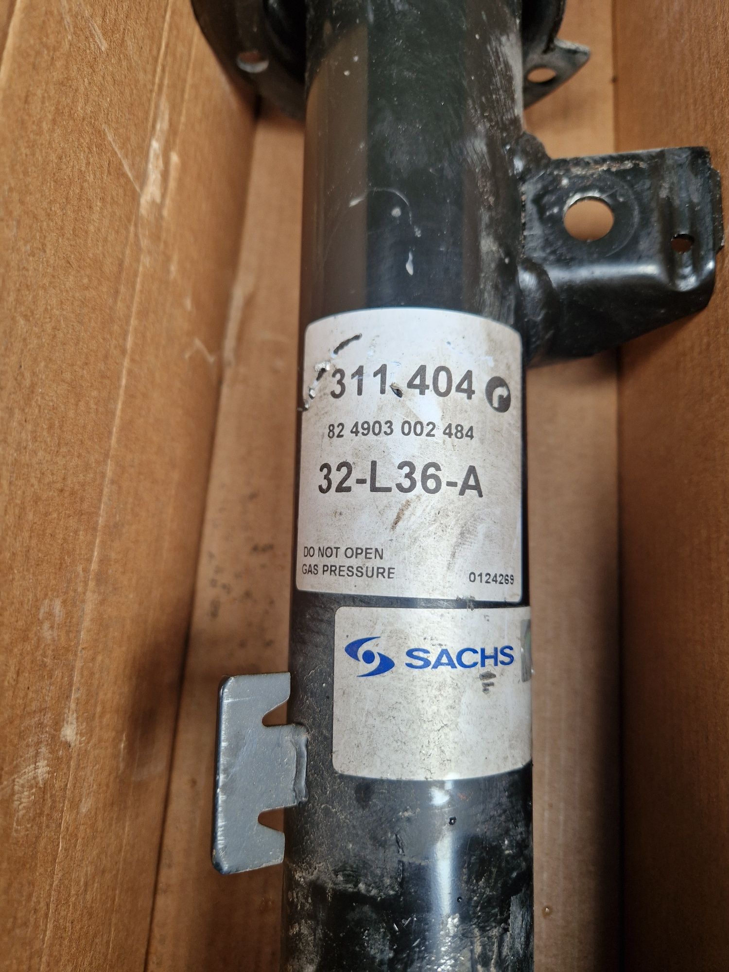 Amortyzatory komplet przód SACHS BMW E90 [przejechane 1500 km]