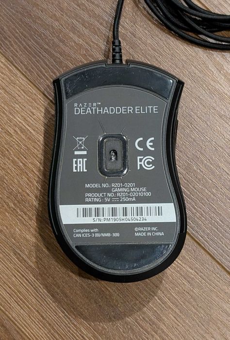 Myszka gamingowa Razer DeathAdder Elite