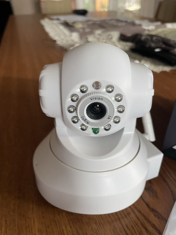 Kamerka IP CAM do monitoringu