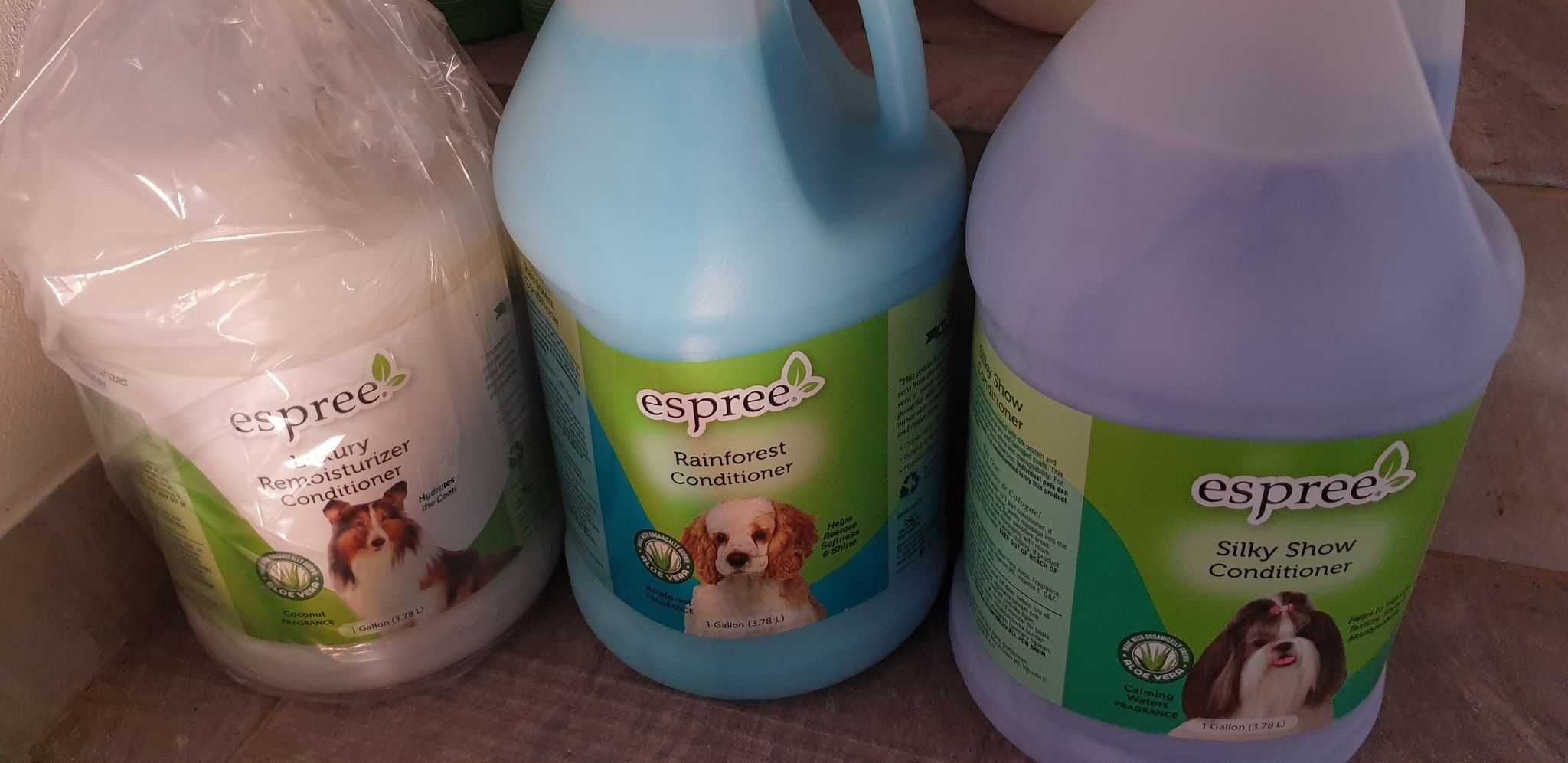 Espree Silky Show odżywka z jedwabiem dla psów o długiej sierści 3,8l