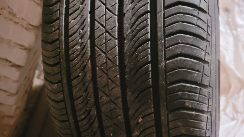 Продам резину з дисками R 16