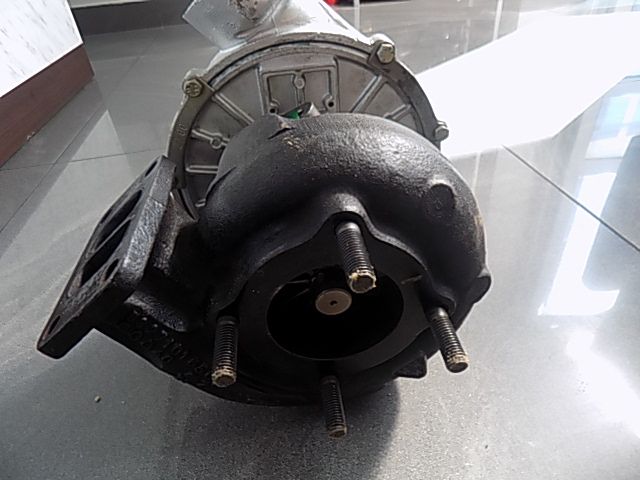 Turbosprężarka koparka Liebherr KKK nowy środek K27