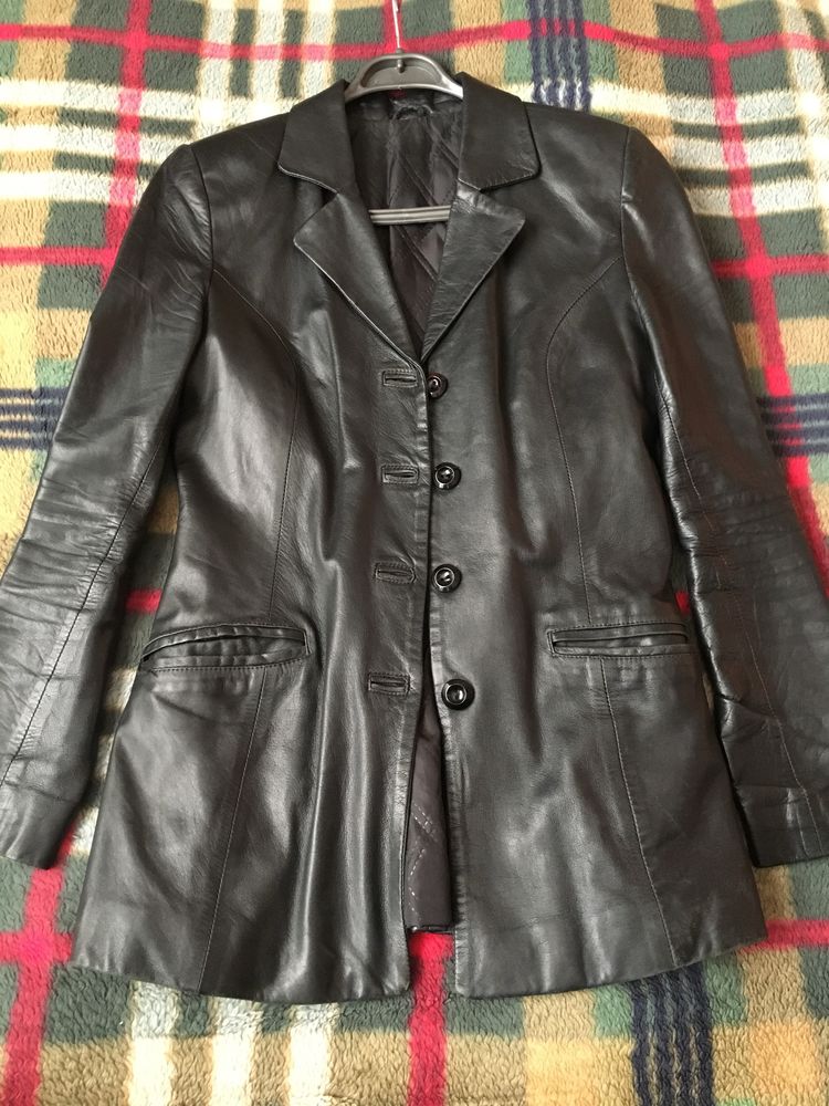 Женский кожаный пиджак 46-48 лайка
