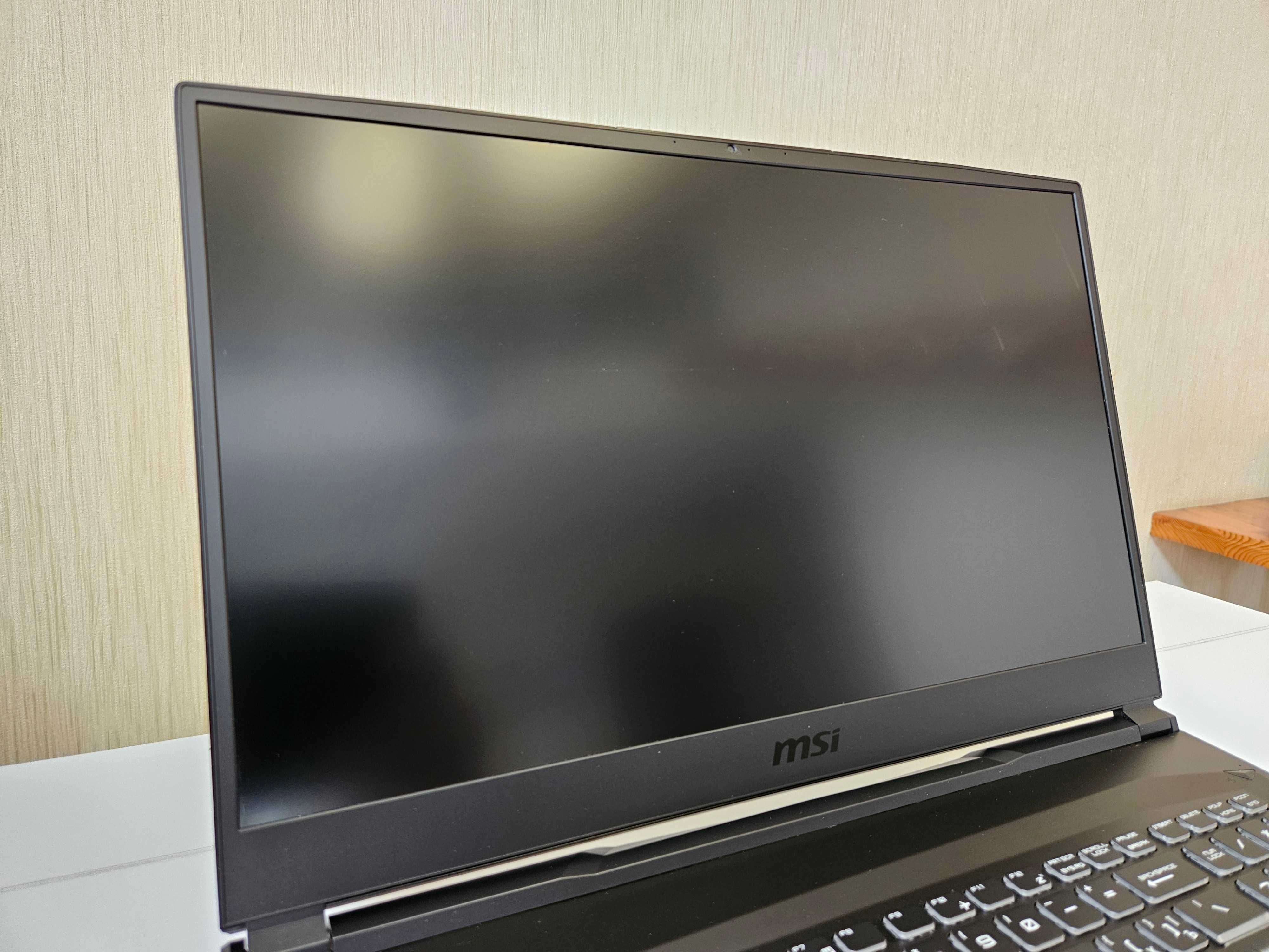 MSI GE75 Raider 8SG 17.3"(FHD) 144Hz/i7-8750H/RTX 2080(140W)/32GB DDR4