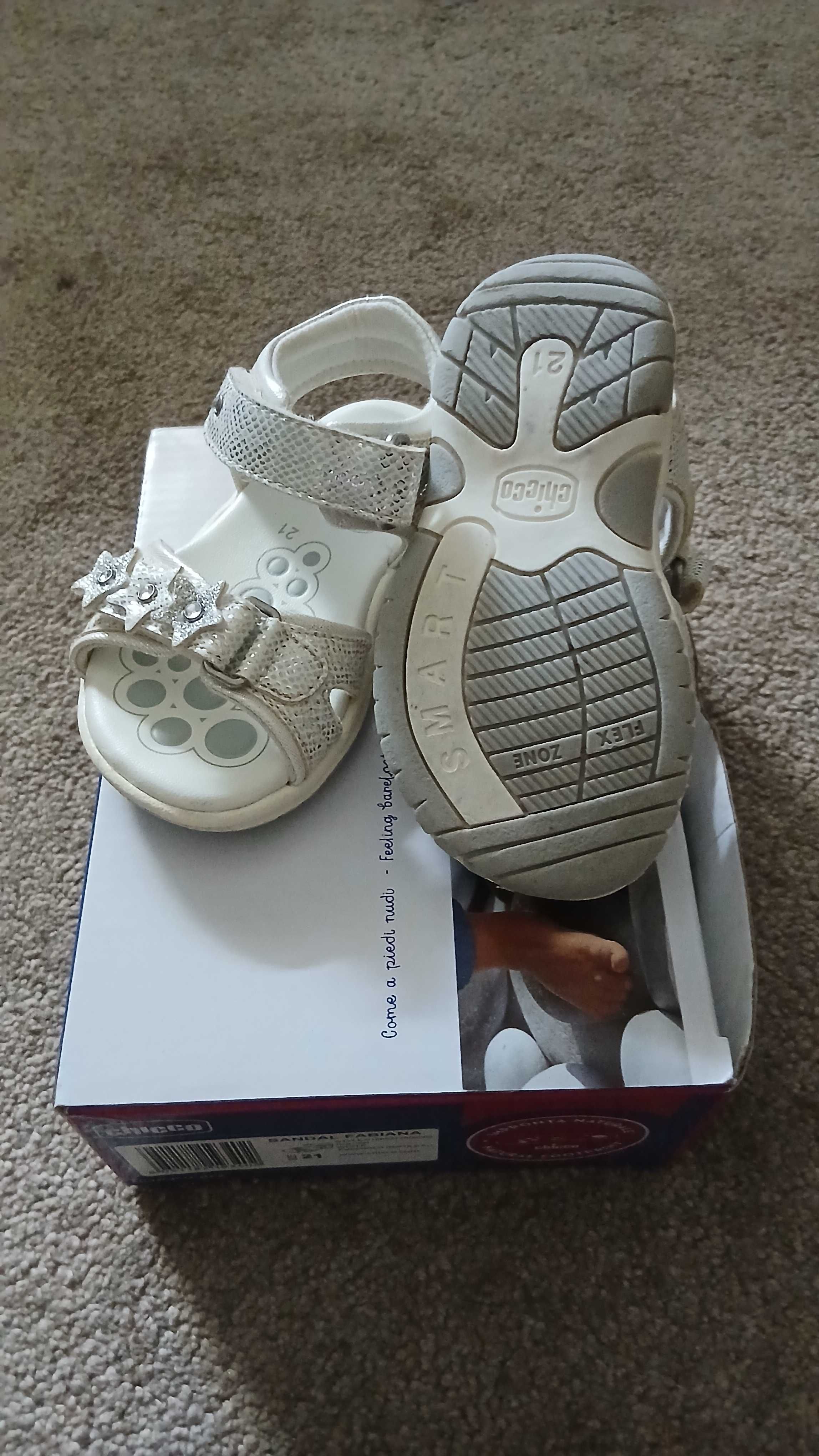 Sandalias chicco 21