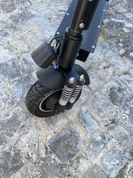 Trotinete/ scooter Laotie com assento T30