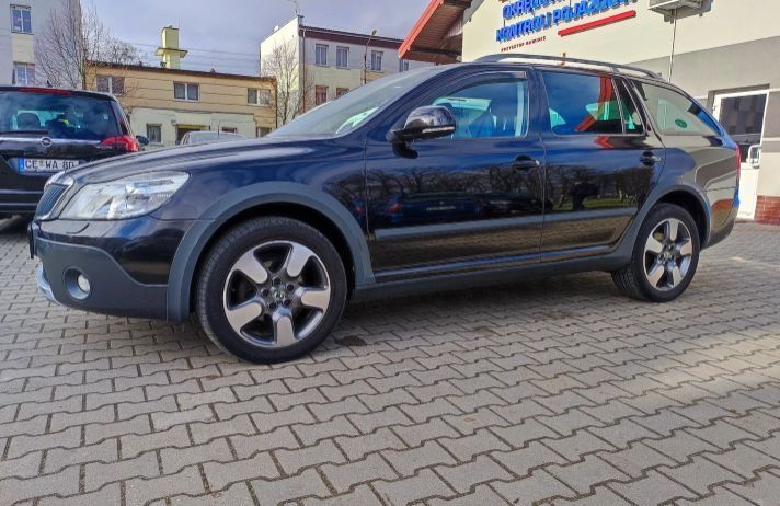 Skoda Octavia Scout Combi 2.0