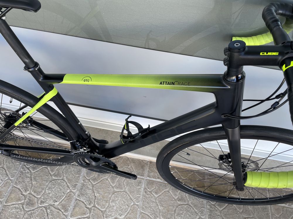 Bicicleta de estrada CUBE em carbono - Disco