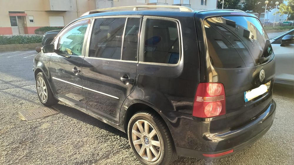 VW Touran 1.9 TDI Highline 7 Lugares