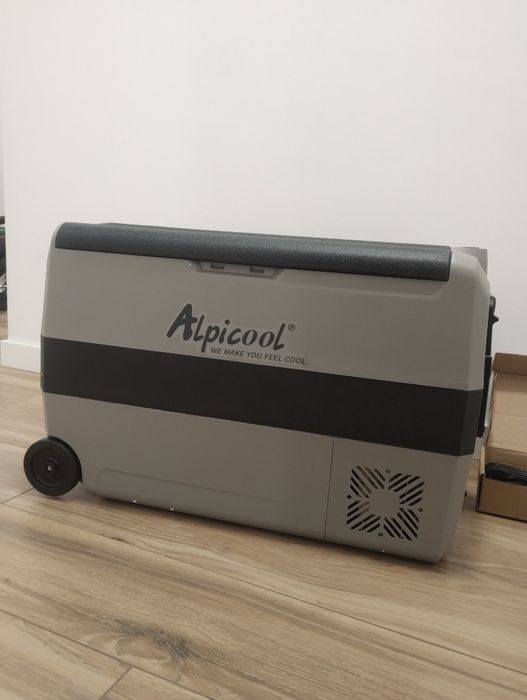 Lodówka turystyczna kempingowa samochodowa