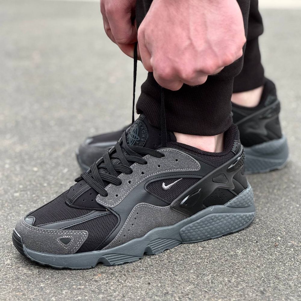 Чоловічій Кросівки Найк чорні NIKE black fantom 40-44 рм.