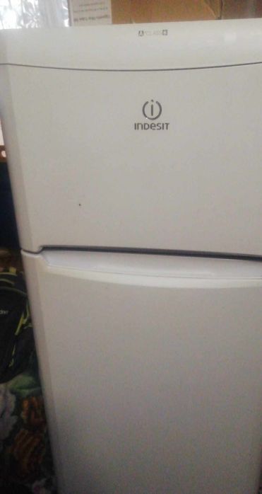 Продам холодильник суха заморозка