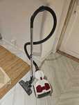 Kunft Vacuum Cleaner