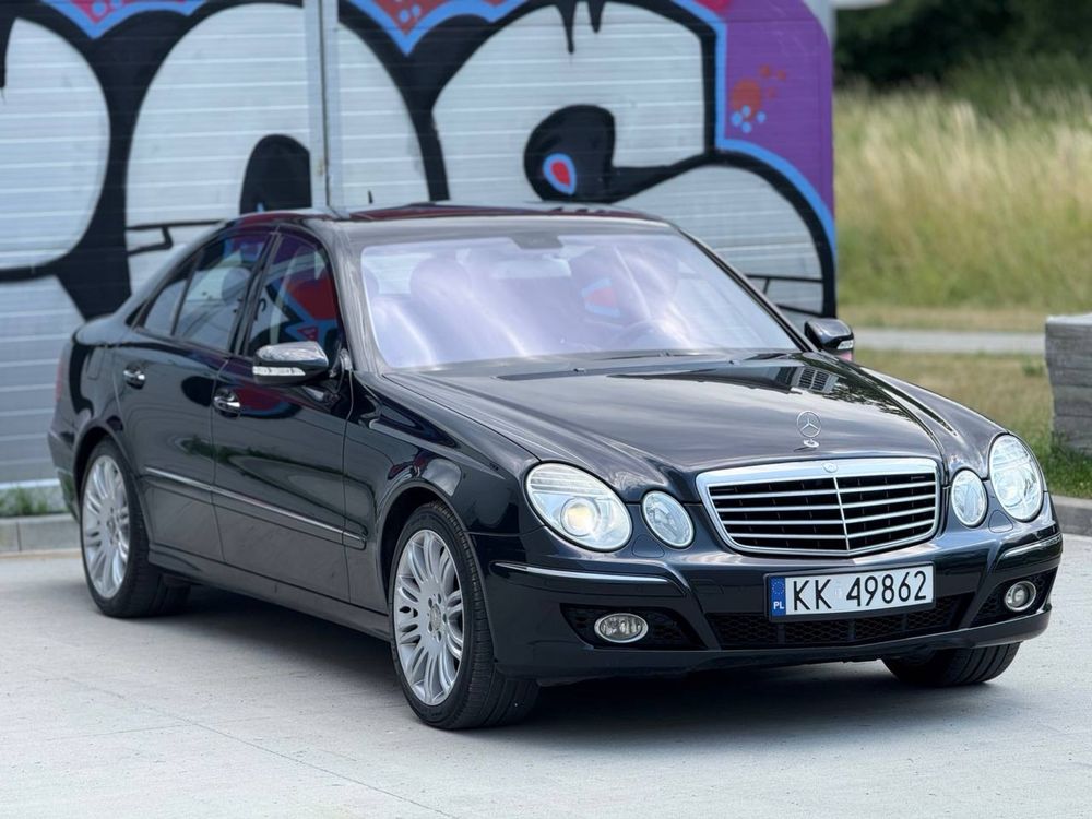 Mercedes-Benz E-Class E350 4Matic • Super Stan!!!