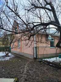Продам будинок в селі Шкарівка.