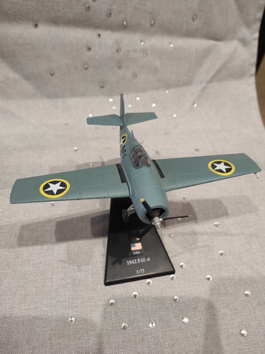 Model samolotu F4F-4