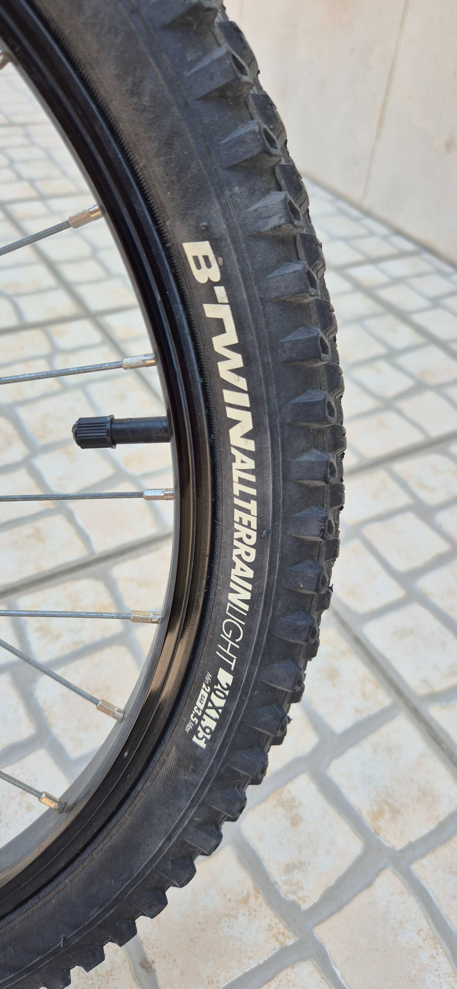 Bicicleta Rockrider ST500, roda 20''