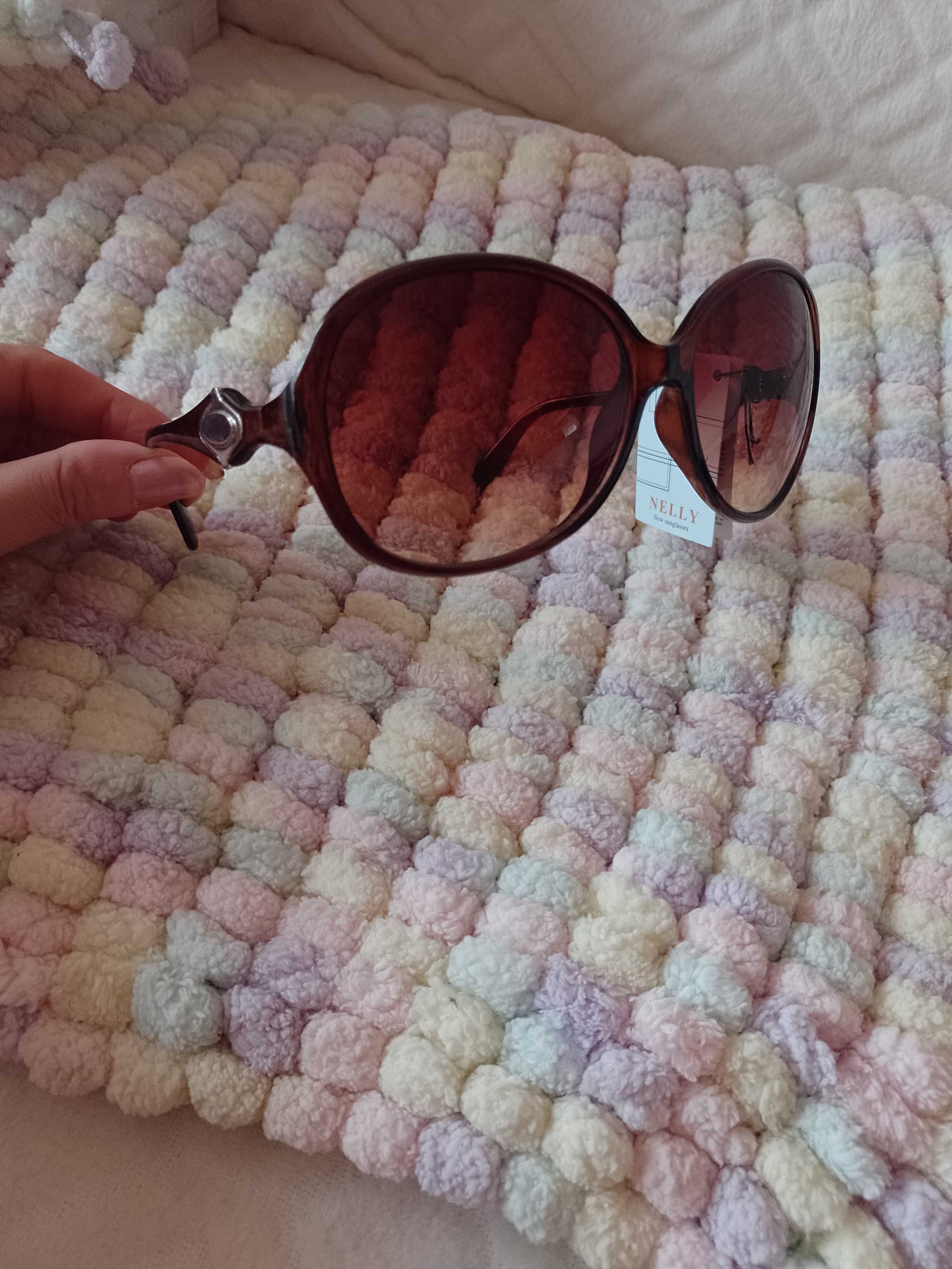 Brązowe, Bogato zdobione okulary przeciwsłoneczne, Muchy, NOWE