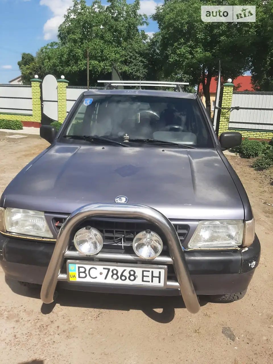 Продам автомобіль opel frontera 1996