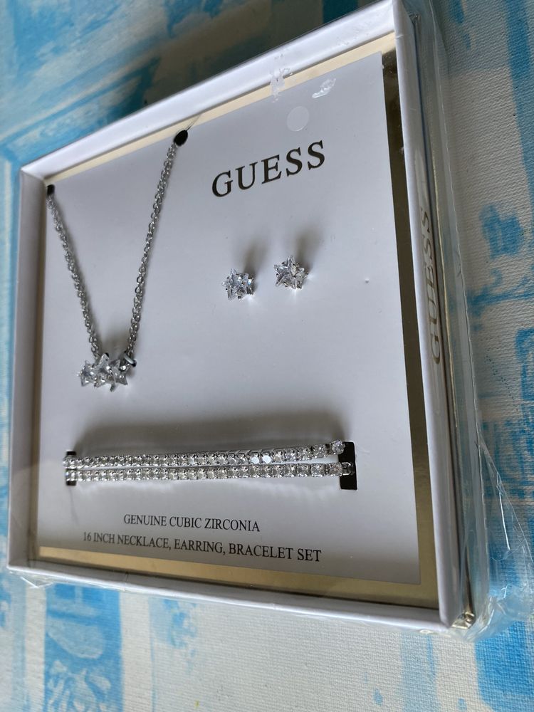 Guess Подарунковий набір прикрас