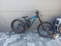 Scott Gambler DH koła 27.5  fox 40 rama M super stan