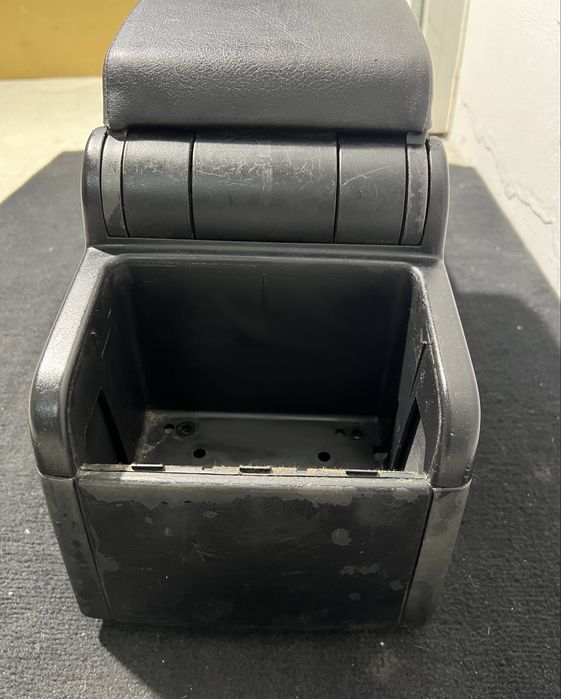 Apoio de braço + consola Bmw E46 Série 3 Sedan, Touring, Compact 98-05