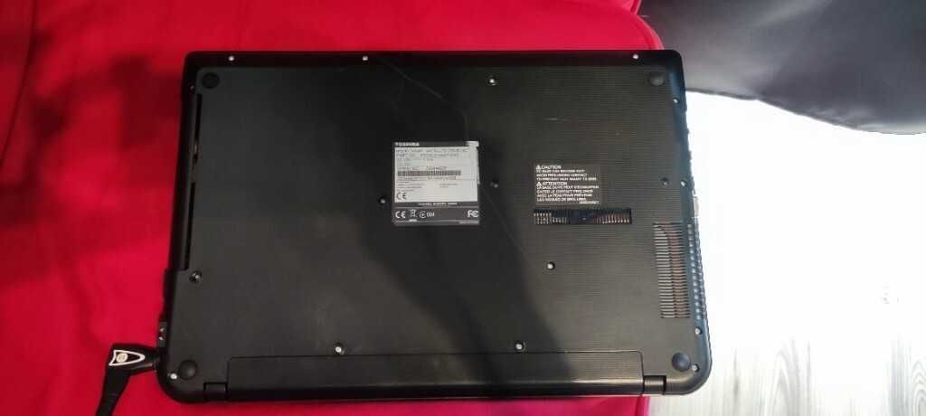 Laptop Toshiba C50 i3 4005U HDD 500GB 4GB RAM