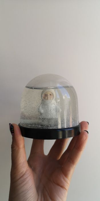 Globo de neve com criança