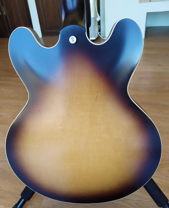 Gibson ES-335 (NOVA)