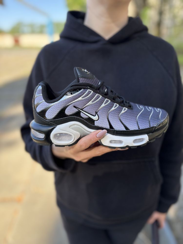 Жіночі кросівки Nike Air Max Tn Plus Grey White Black Blue