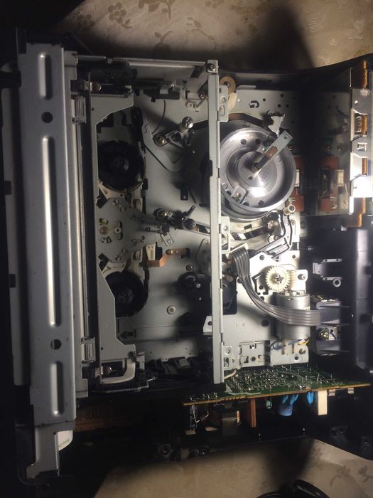 Кассетный видео плеер Sony SVL-XA110