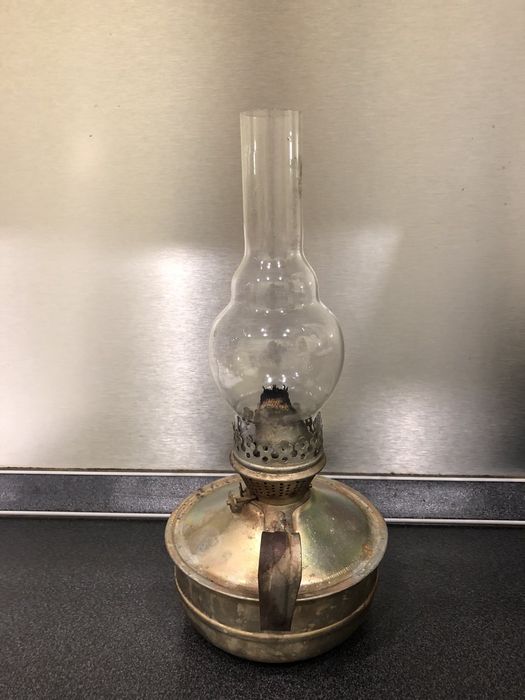 Керосиновая лампа