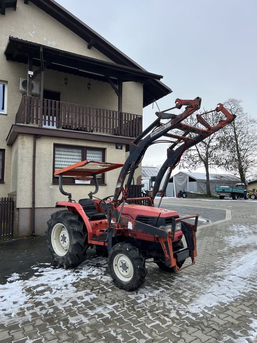 Traktor kubota gl320 gl 320 32 km ladowacz tur 4x4 rewers