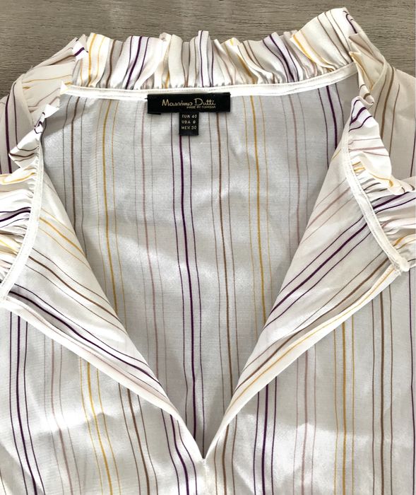 Blusa com riscas e folhos (Massimo Dutti, tamanho 40)