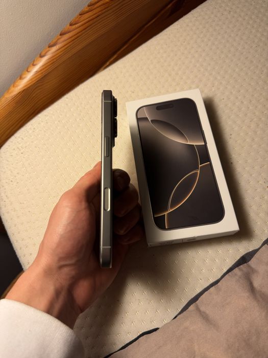 Iphone 16 pro 255Gb*100% kondycji baterii*z gwarancja*stan: JAK NOWY