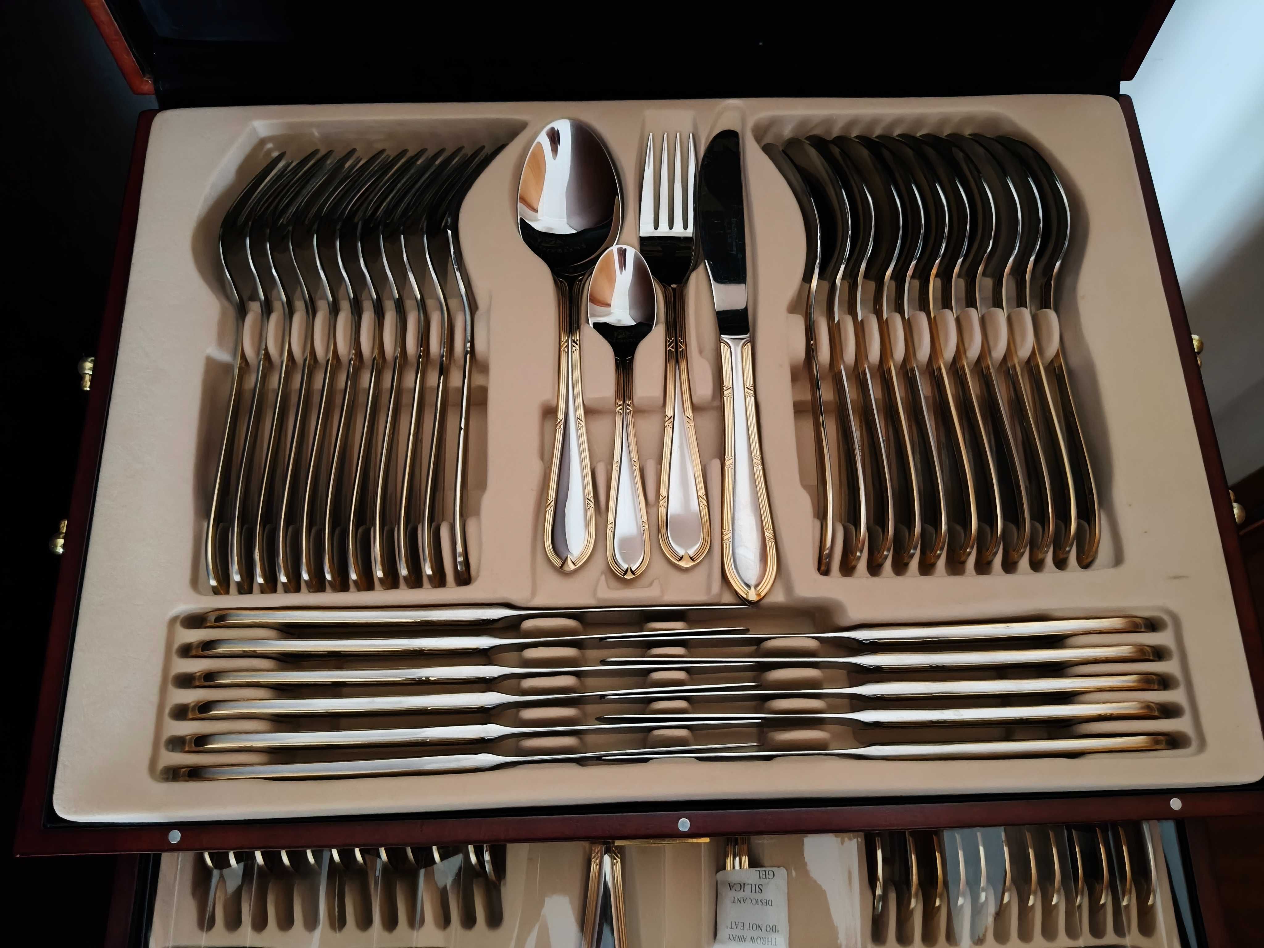 Faqueiro INOX com moveis, NOVO