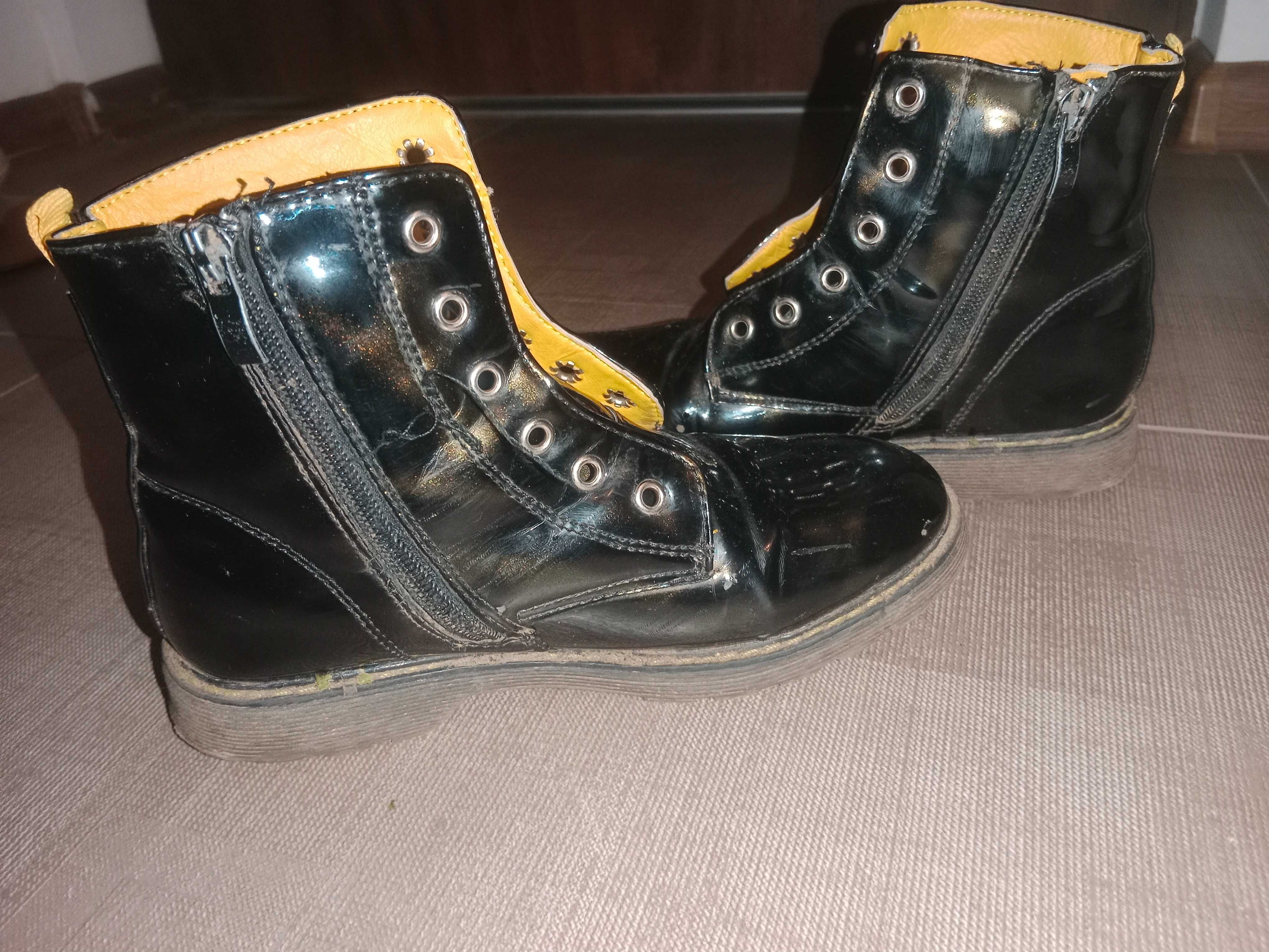 Trzewiki półbuty r 33, buty lakierowane czarne botki, dziewczęce botki