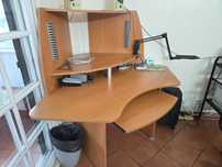 Secretaria de canto para computador